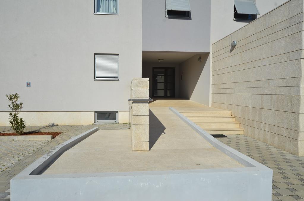 Apartment Dina 52 Ровинь Экстерьер фото