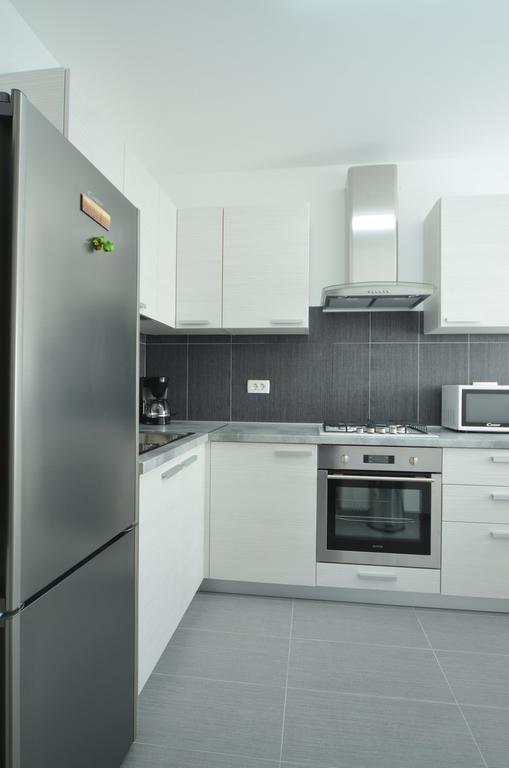 Apartment Dina 52 Ровинь Экстерьер фото