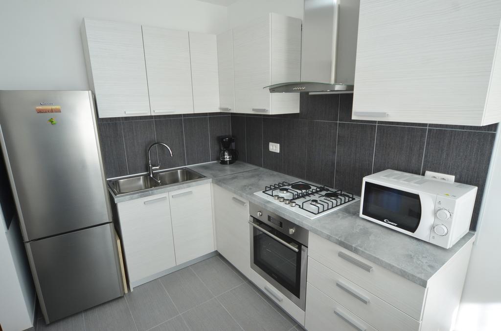 Apartment Dina 52 Ровинь Экстерьер фото